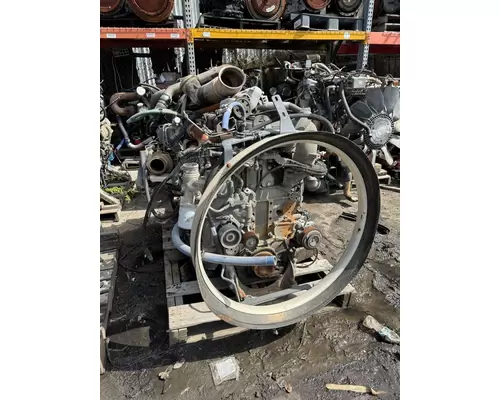 PACCAR T700 Engine Assembly