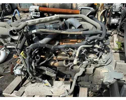 PACCAR T700 Engine Assembly