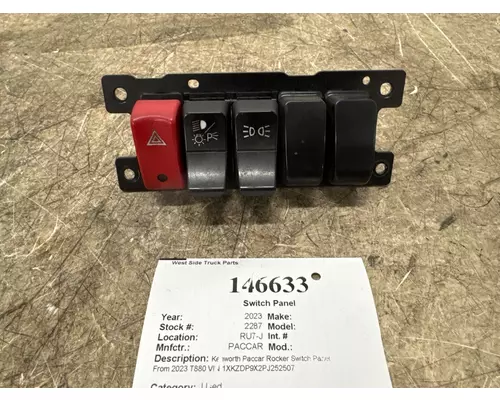 PACCAR T880 Switch Panel