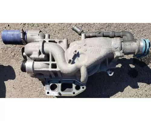 PACCAR W9 SERIES Water Pump