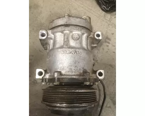 PACCAR  Air Conditioner Compressor