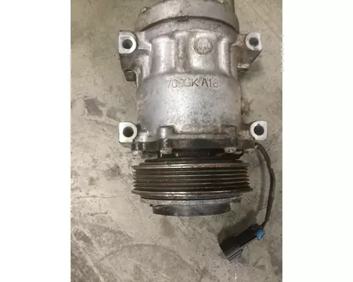 PACCAR  Air Conditioner Compressor