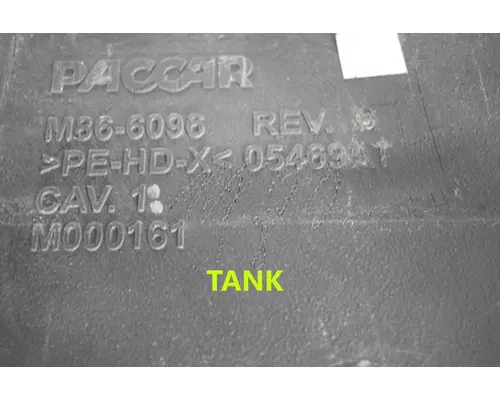 PACCAR  DEF Tank