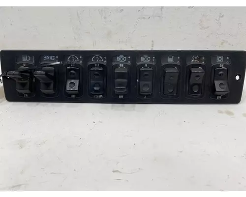 PACCAR  Dash  Console Switch