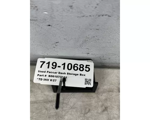 PACCAR  Dash Assembly