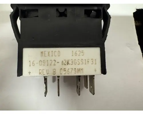 PACCAR  DashConsole Switch