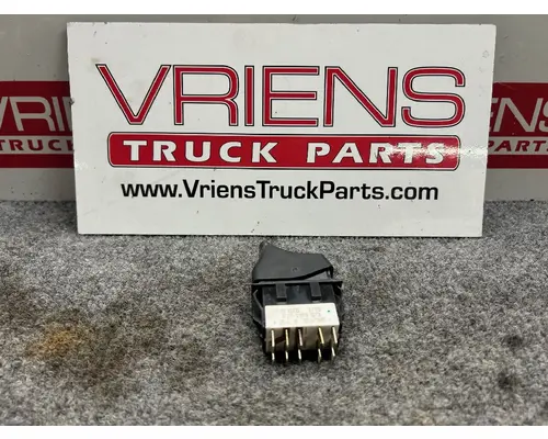 PACCAR  DashConsole Switch