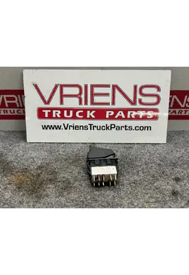 PACCAR  Dash/Console Switch