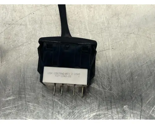 PACCAR  DashConsole Switch