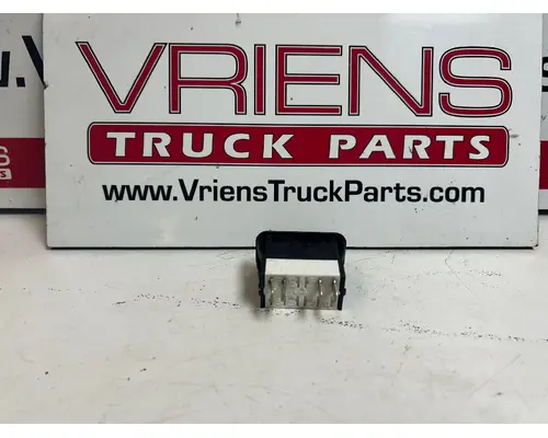 PACCAR  DashConsole Switch