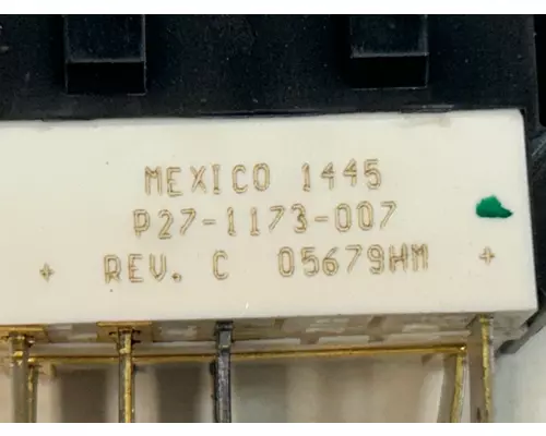 PACCAR  DashConsole Switch