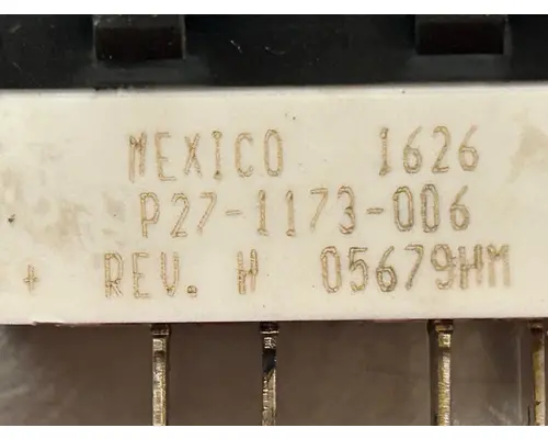 PACCAR  DashConsole Switch