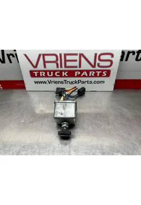 PACCAR  Dash/Console Switch