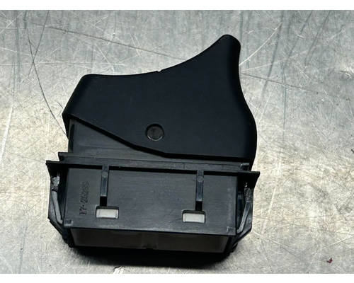 PACCAR  DashConsole Switch