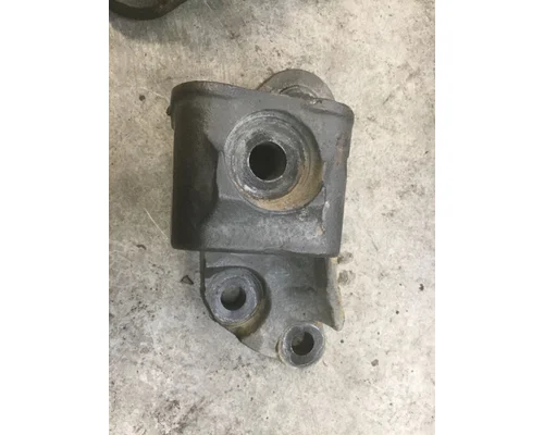 PACCAR  Engine Mounts