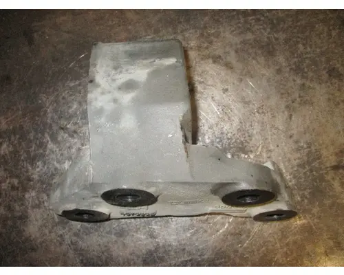 PACCAR  Engine Mounts