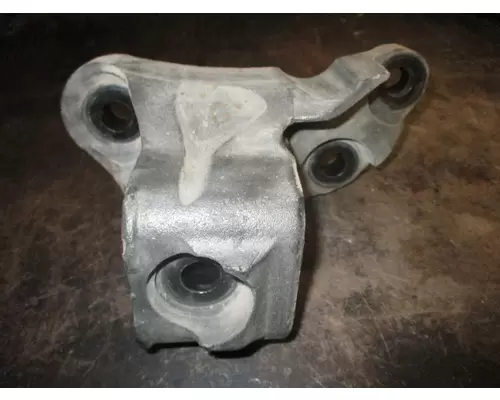 PACCAR  Engine Mounts