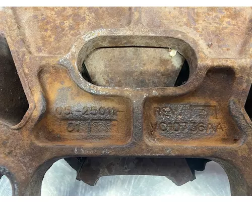 PACCAR  Engine Mounts