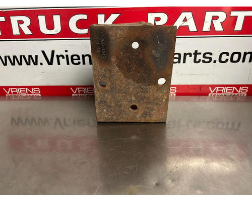 PACCAR  Engine Mounts