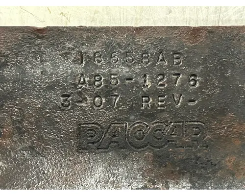 PACCAR  Engine Mounts