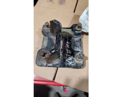 PACCAR  Engine Mounts