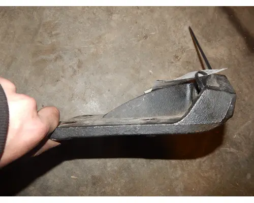 PACCAR  Engine Mounts