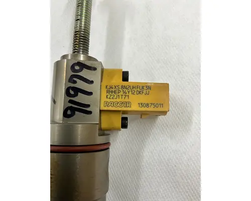 PACCAR  Fuel Injector