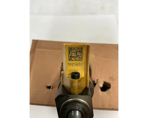 PACCAR  Fuel Injector