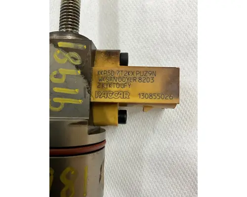 PACCAR  Fuel Injector