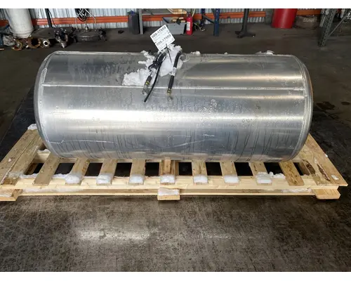 PACCAR  Fuel Tank