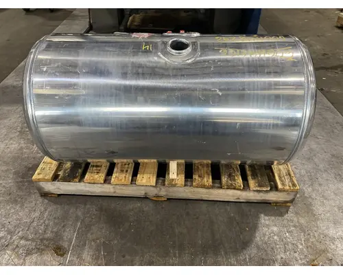 PACCAR  Fuel Tank
