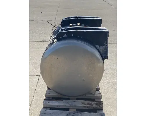 PACCAR  Fuel Tank