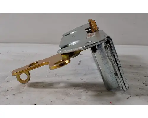 PACCAR  Latches and Locks