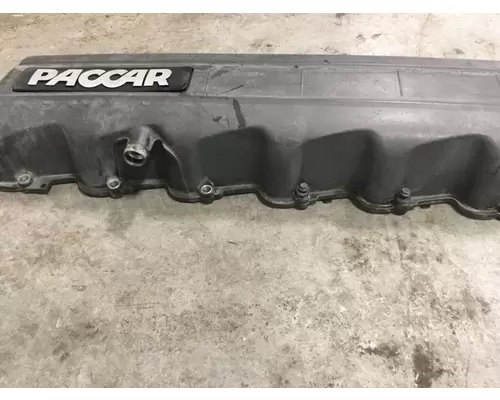 PACCAR  Valve Cover