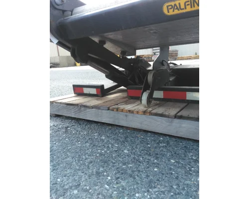 PALFINGER ILT40 LIFTGATE ASSEMBLY