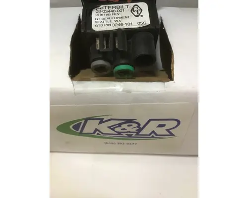 PETERBILT 114SD Switch