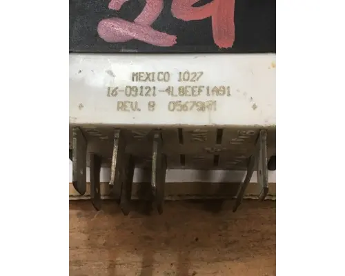 PETERBILT 114SD Switch