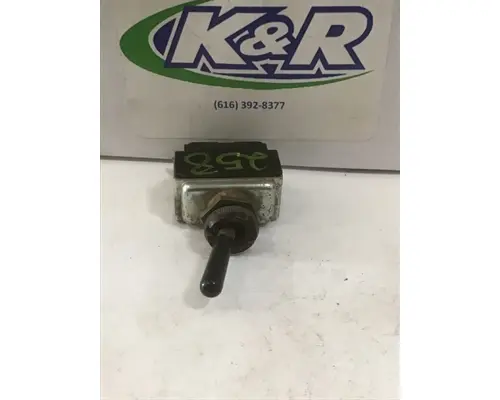 PETERBILT 114SD Switch