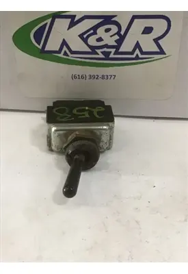 PETERBILT 114SD Switch