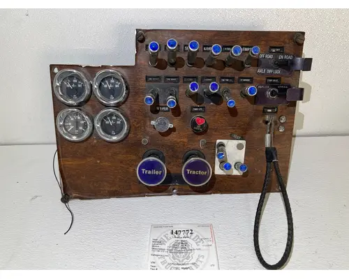 PETERBILT 17-02940 Switch Panel