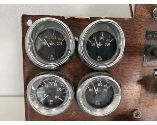 PETERBILT 17-02940 Switch Panel