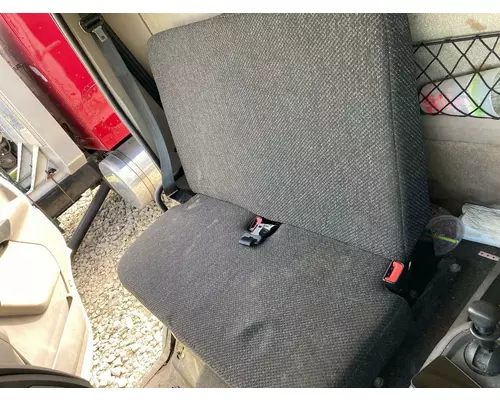 PETERBILT 200 Seat (non-Suspension)