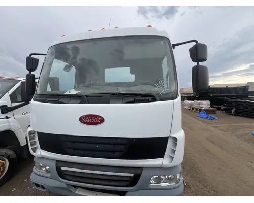 PETERBILT 210 Bumper Assembly, Front