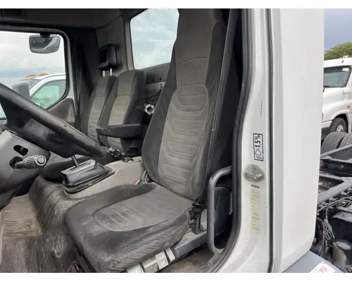 PETERBILT 210 Seat, Front