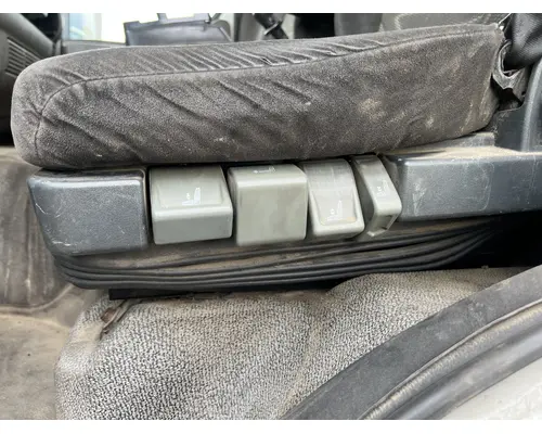 PETERBILT 210 Seat, Front