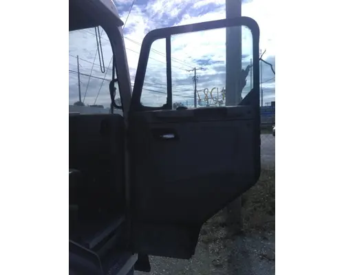 PETERBILT 320 1987-2018 DOOR ASSEMBLY, FRONT