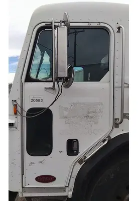 PETERBILT 320 1987-2018 DOOR ASSEMBLY, FRONT
