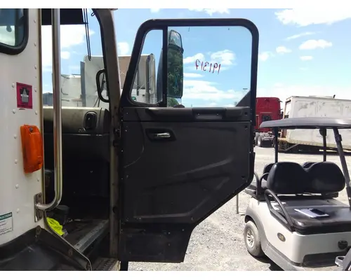 PETERBILT 320 1987-2018 DOOR ASSEMBLY, FRONT