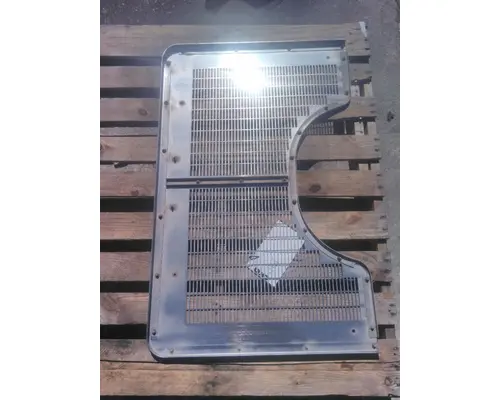 PETERBILT 320 1987-2018 GRILLE