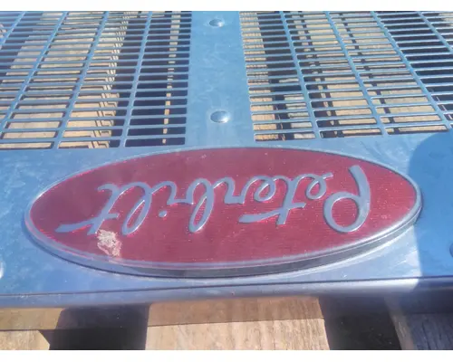 PETERBILT 320 1987-2018 GRILLE